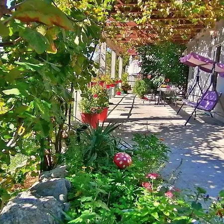 Ferienwohnung Fur 4 Personen Ca 37 Qm In Pisak, Dalmatien Mitteldalmatien Apartmán Pisak